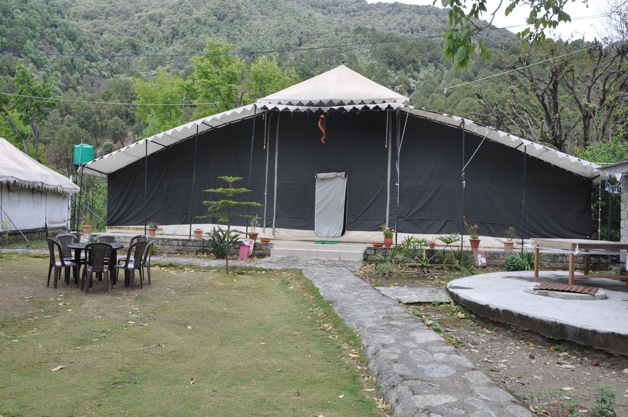 Tatva Bir Tents And Hotel Kangar Exterior photo