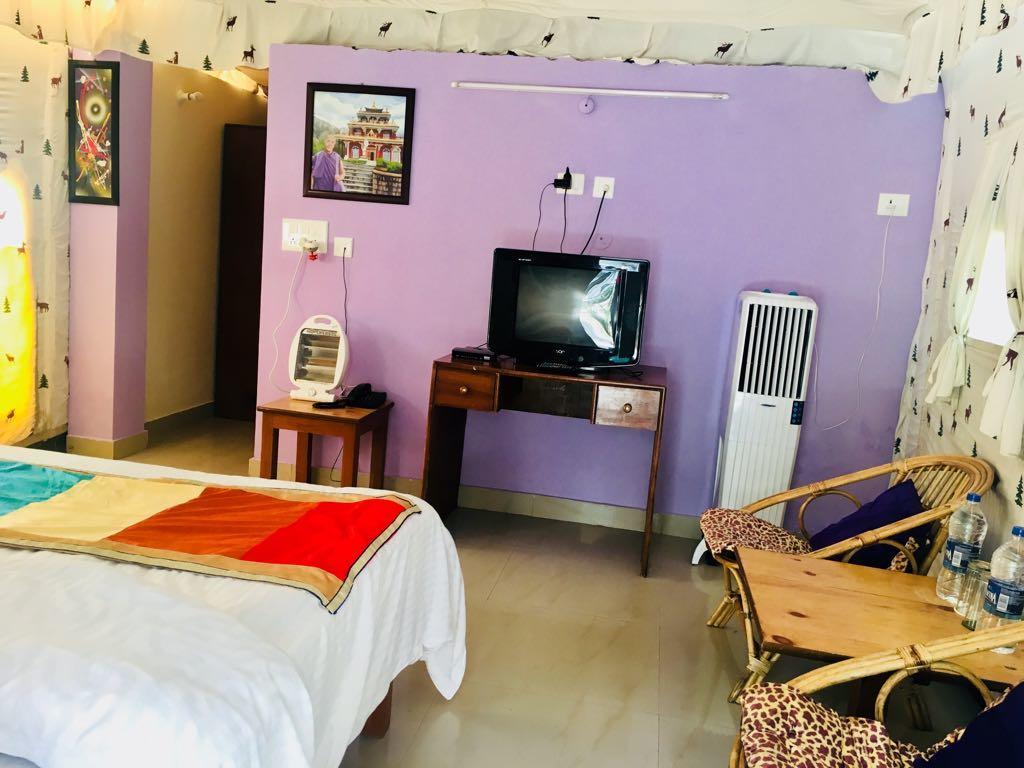 Tatva Bir Tents And Hotel Kangar Exterior photo