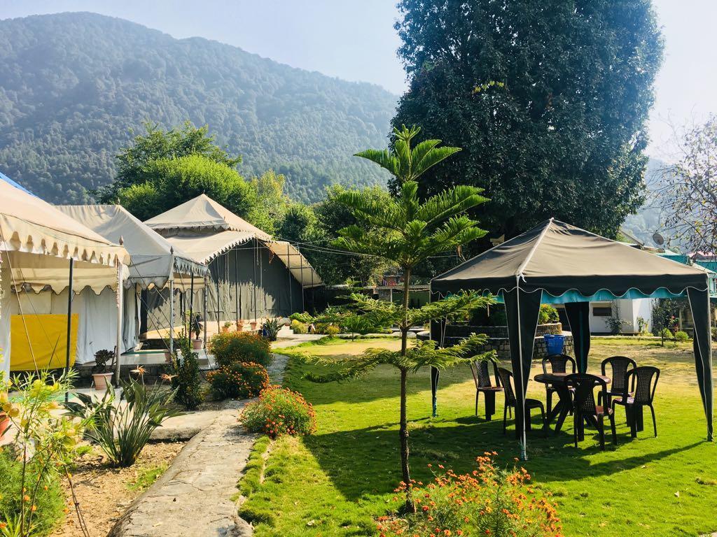 Tatva Bir Tents And Hotel Kangar Exterior photo