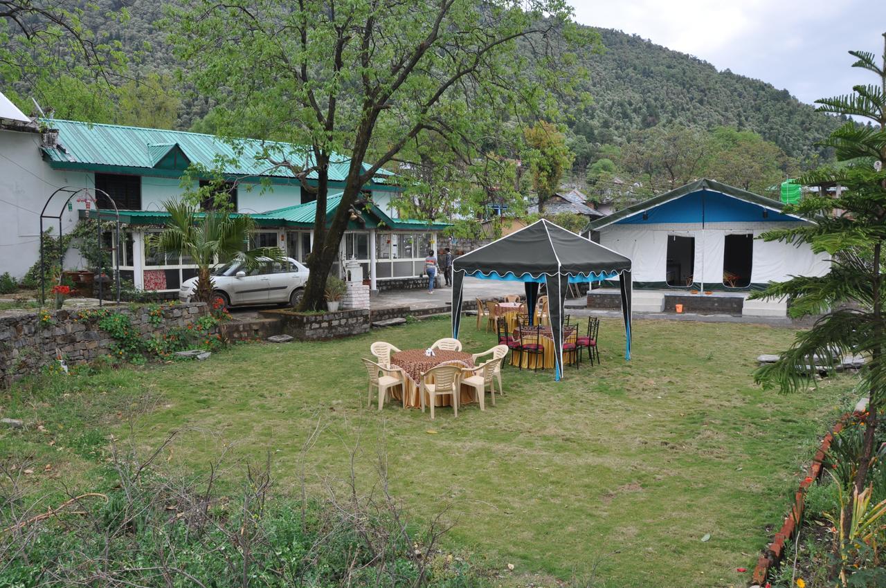 Tatva Bir Tents And Hotel Kangar Exterior photo